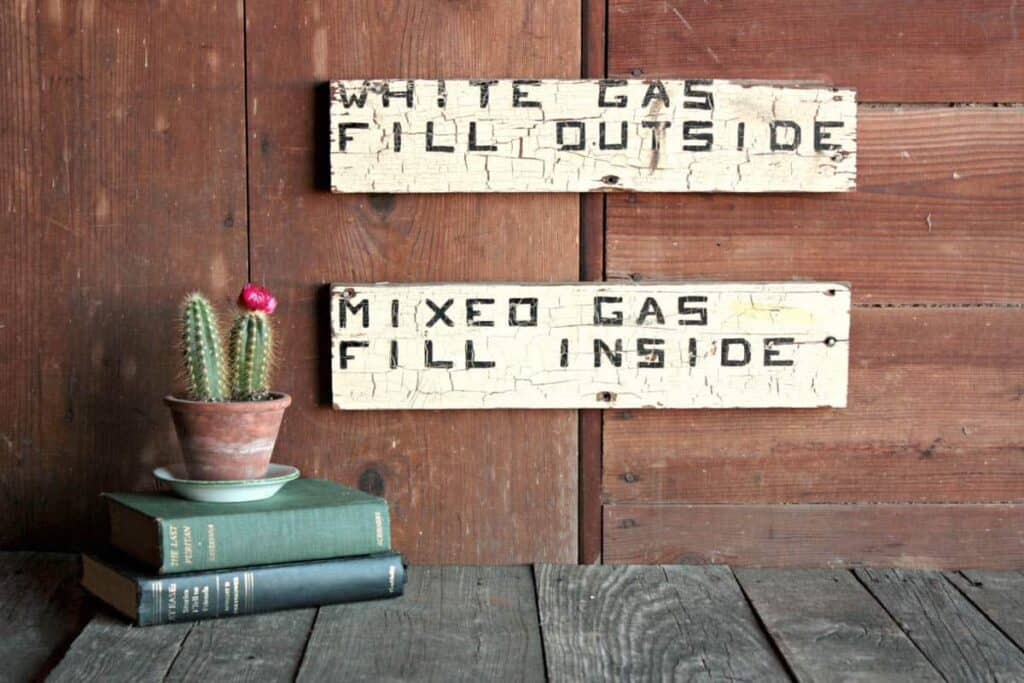 Beginner's Guide to Rustic Style Home Decor · Our Vintage Bungalow