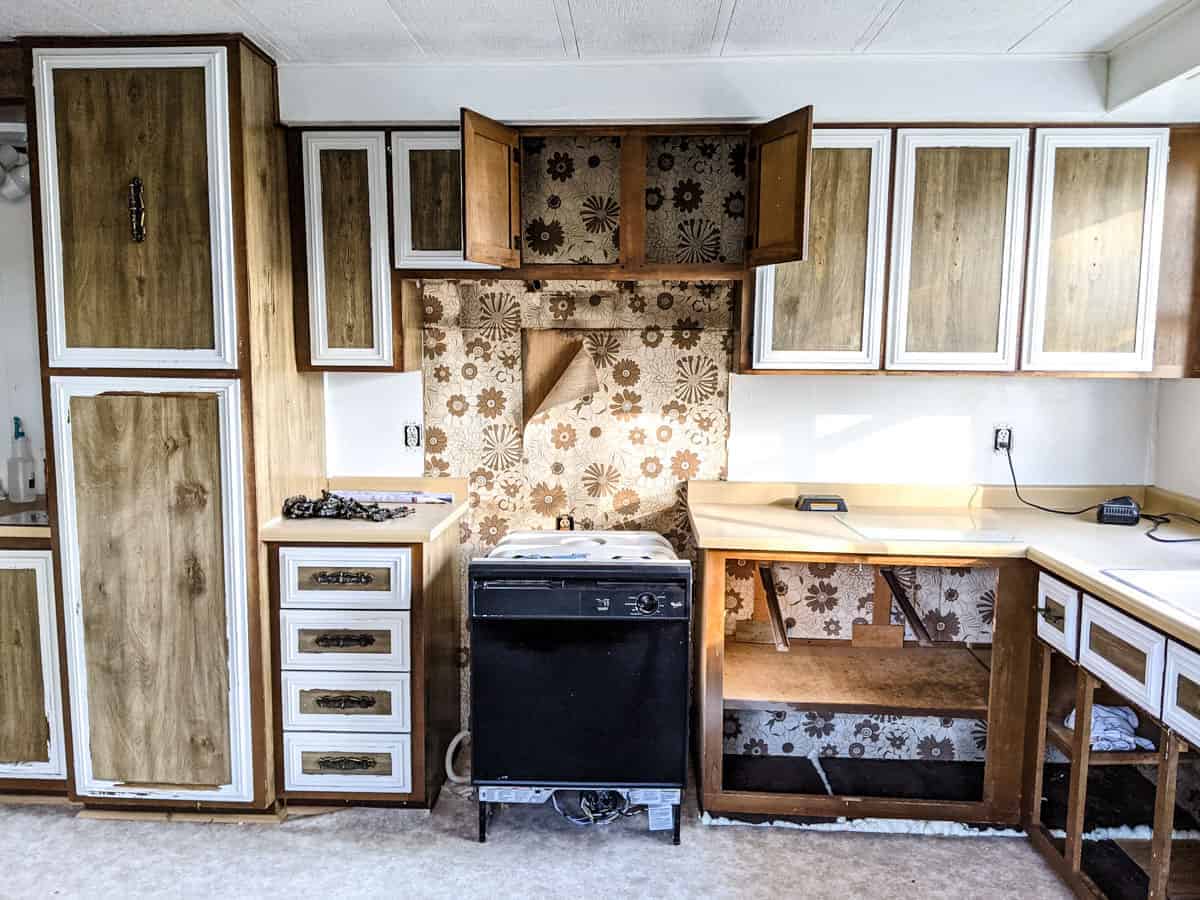 1979 mobile home kitchen prior to mid century style makeover