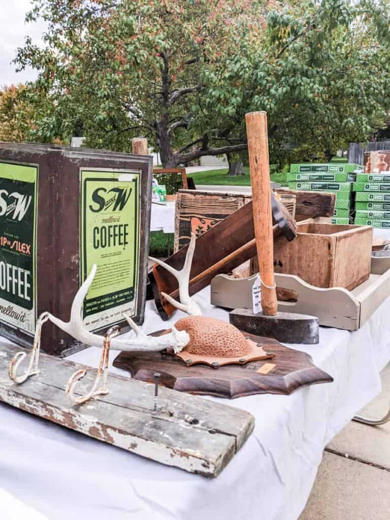 20 Tips How To Price Garage Sale Items Our Vintage Bungalow