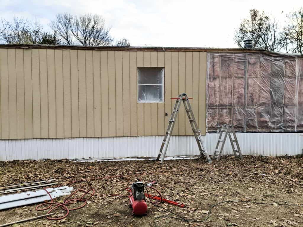 25 Ways to Make Your Older Mobile Home More Energy Efficient - Our ...